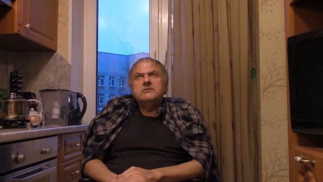 Разговоры о жизни отAlex Андегрунда! Что нам помогает больше в жизни алчность или красота? смотреть онлайн