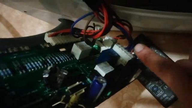 Машинка не греет Indesit смотреть онлайн