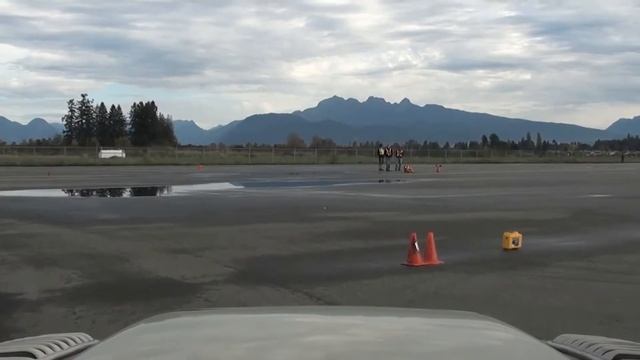 UBCSCC AutoX Slush #1 - 2015 Oct 25th - Nissan Pulsar GTI-R (SSM) 60fps смотреть онлайн