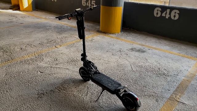 Kugoo G2 Pro Scooter / Benzine Karşı İsyan смотреть онлайн