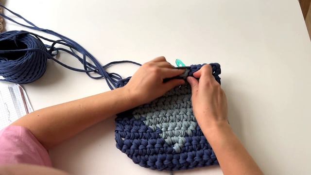Сумка вязанная крючком, такую ты точно не видела 💘 #knittingbag #crochettutorial #crochetbag