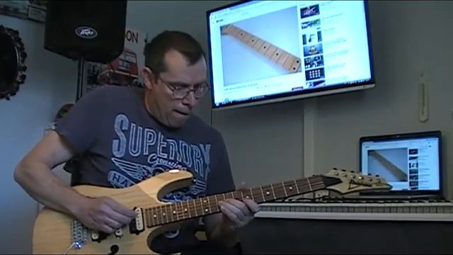 cover solo "hotel California" de Eagles - Ibanez pgm80p - headrush gigboard смотреть онлайн