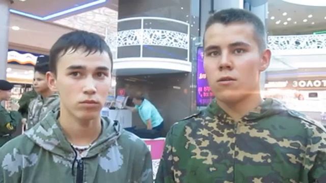 Парни из военно-спортивного молодежного центра "Россияне" смотреть онлайн