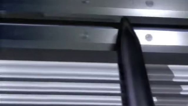 Gillette Sensor Excel Commercial 1995 (French) смотреть онлайн