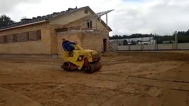 Виброкаток ВА 252, уплотнение грунта (песок) смотреть онлайн