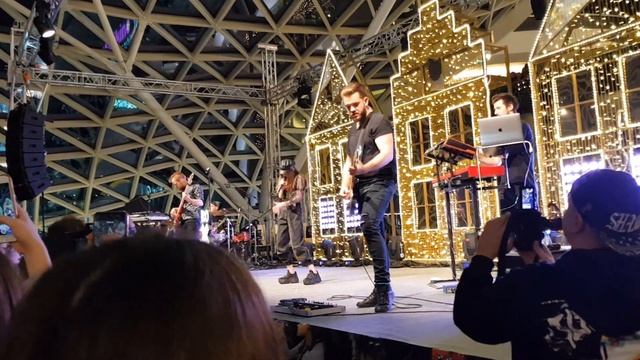 ROXIE - ŻYJ - Mikołajkowy Koncert - Złote Tarasy 6.12.2019 #4 смотреть онлайн