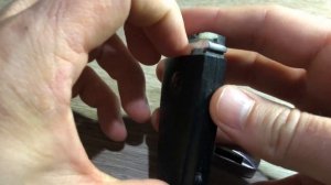 Как заменить батарейку в ключе vw Passat b6 b7 cc taureg - changing key fob remote battery