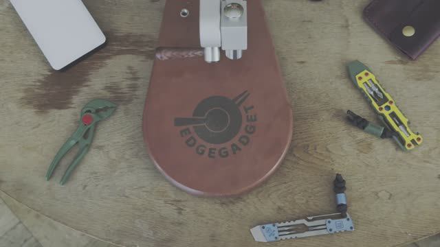 Kershaw_blur_Gadget