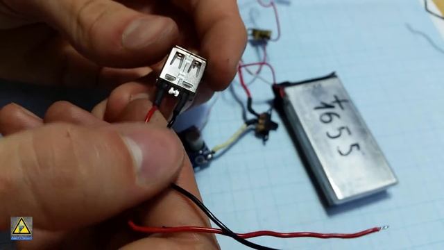 Как сделать Power Bank своими руками/How To Make A Power Bank Do It Yourself