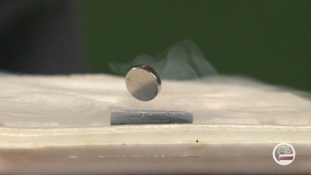 56. Электричество. Парящий магнит