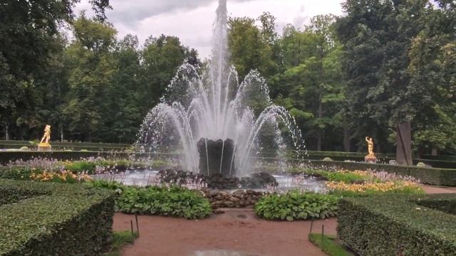 Путешествие в Санкт-Петербург, Петергоф, часть 2 смотреть онлайн