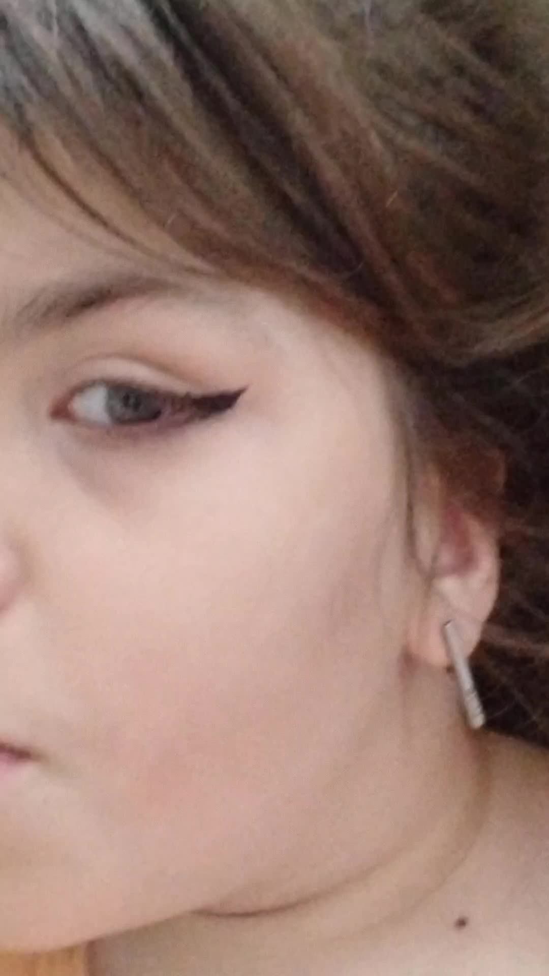 крашусь смотреть онлайн