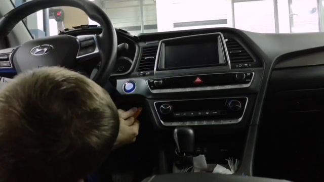 хендэ соната разбор панели для замены магнитолы ГУ смотреть онлайн
