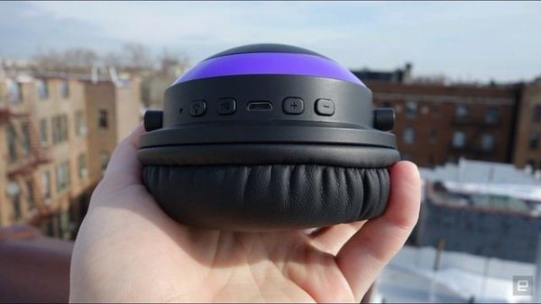 Axent Wear's cat ear headphones are the stuff of anime dreams