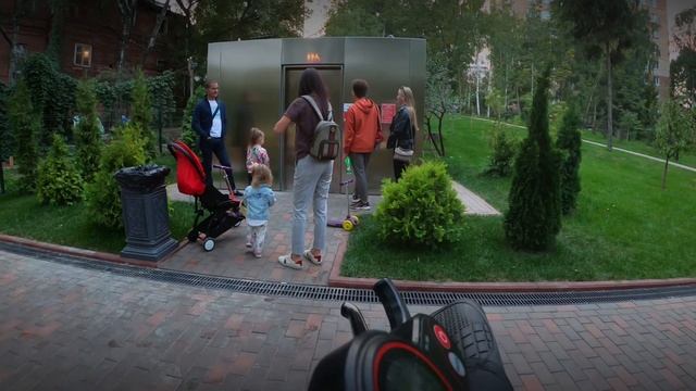 Современный общественный туалет смотреть онлайн