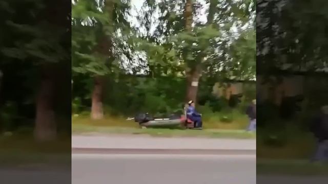 На рыбалку на машине, это уже не круто смотреть онлайн