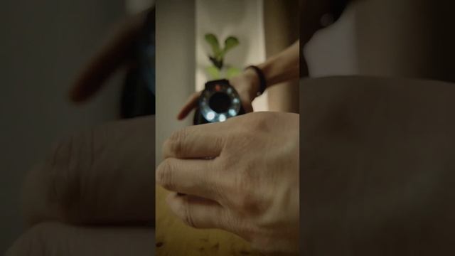 Impossible I-1 — именно эта камера помогла возродить Полароид ☕ смотреть онлайн