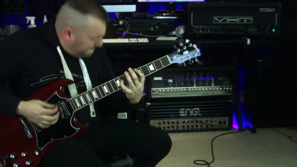 Fender American Professional II Stratocaster vs Gibson SG Standard