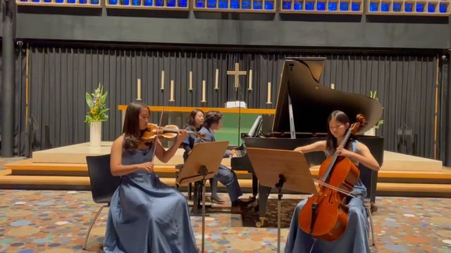 Mendelssohn Piano Trio No.1 in D minor, Op. 49 смотреть онлайн