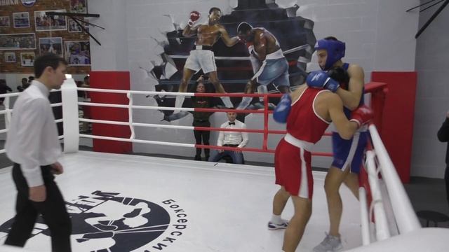 17 Билей Тарас Ударник Алексеевская vs Выходец Никита Центр боевого самбо раунд 1 смотреть онлайн