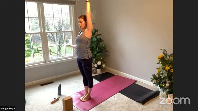 Mid-Day Yoga with Emily Forte, 12:15-1:00 PM ET [10/29/2020] смотреть онлайн