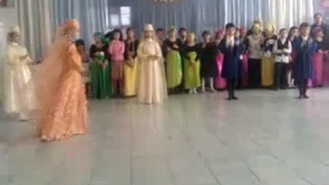 Осетинские танцы.Цомартова Анна смотреть онлайн