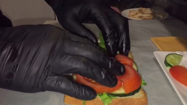 Простой и сытный! Клаб-сэндвич с курицей смотреть онлайн