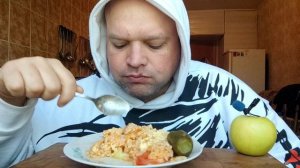 ОБЖОР Пироженка с плесенью и Рисовая каша/мукбанг