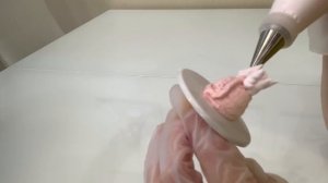 ЭФФЕКТ ВЕЛЮРА на Белковом креме ? ПОМПОННЫЙ Георгин Ранункулюсы из БЗК❤️Красивый торт!