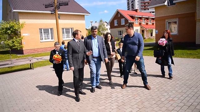 Визит Сиддхарта Каула в псковскую «Детскую деревню SOS» смотреть онлайн