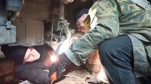 За 8 лет освежаем машину Hyundai i40. Часть 2. Разбираем переднею часть подвески.