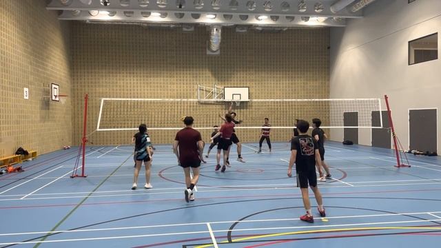 (Volleyball Game) What happens when an outside plays setter смотреть онлайн