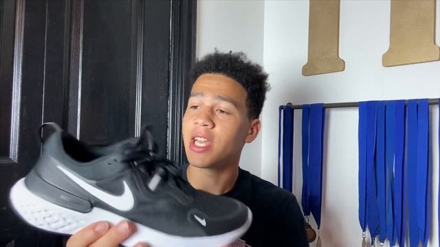 Nike React Miler Vs. Nike Infinity Reacts || 2020 Running Shoes смотреть онлайн