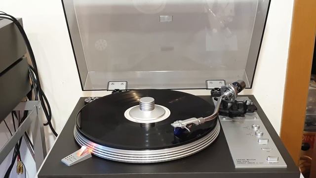 Al Jarreau - Roof Garden - Fisher MT-6225 + Ortofon 2M Blue смотреть онлайн