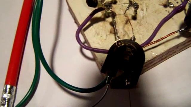 (intermittent) (ultra) Sound Generator 15 KHz - 25 KHz Or On A Lower Frequency