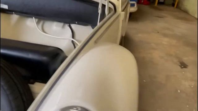 1957 Volkswagen Beetle смотреть онлайн