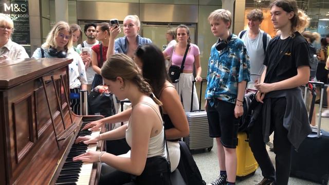 student group from #Germany @PianoMoments @StPancrasInternational_UK #instrumental #duet 😉enjoy смотреть онлайн
