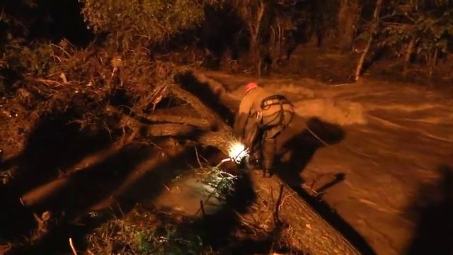 После ливней в Крыму разлилась река Салгир смотреть онлайн