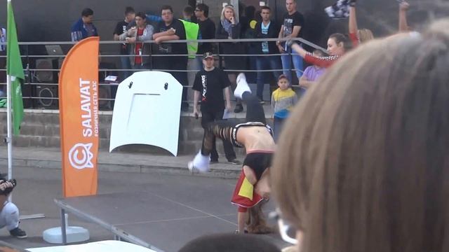 танцы девушек на дрифт шоу Стерлитамак 27.09.2015 смотреть онлайн