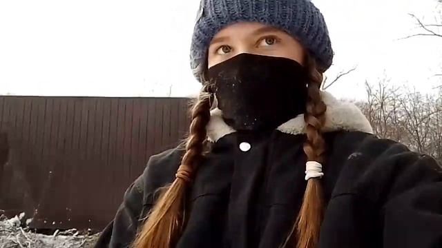 ПОЕЗДКА НА КОНЮШНЮ НА СВОЁМ КОНЕ/VLOG/НОВАЯ КОНЮШНЯ смотреть онлайн