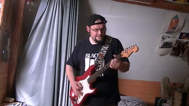 My 1989 Squier Stratocaster "The veteran" смотреть онлайн