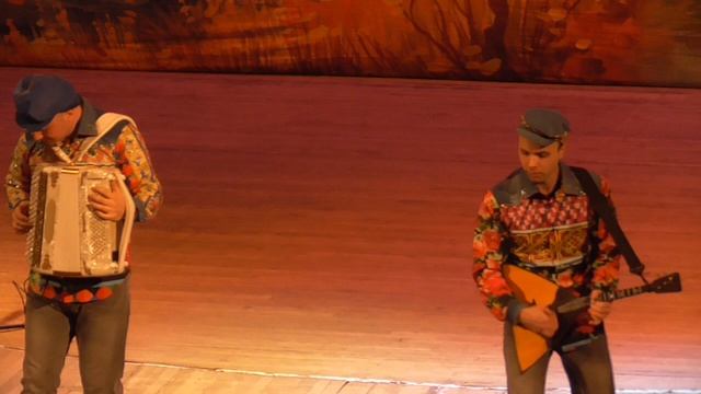 Весенний карнавал.MP4 смотреть онлайн