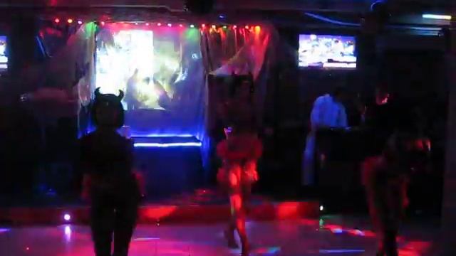 Livingston.Чертовки смотреть онлайн