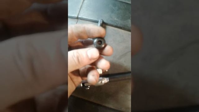 Резинка для свечного ключа смотреть онлайн