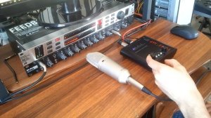 Свистит микрофон? Выход есть! Подавитель обратной связи Behringer FBQ2496