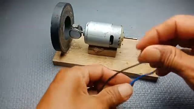 Бесплатное электричество ! Генератор свободной энергии смотреть онлайн