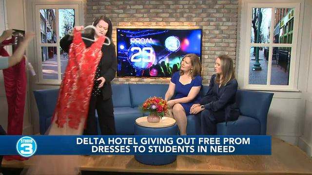 Delta Hotel gives out free prom dresses смотреть онлайн