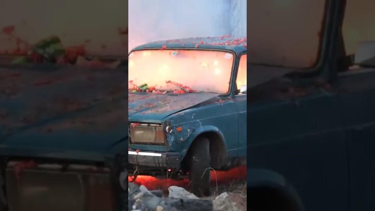Салют внутри автомобиля #салютвавто #феерверквавто #сожглиавто смотреть онлайн