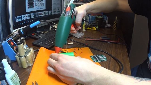 Переделка старого шуроповерта на Li-Ion 18650 смотреть онлайн