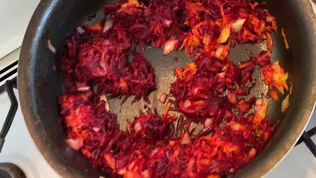 Борщ с говяжьей тушёнкой ?быстро и вкусно?? смотреть онлайн